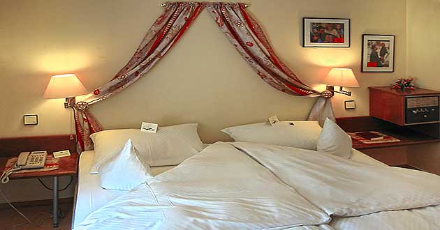 Urlaub in Nierstein in Rheinhessen, Kurzurlaub im Hotel mit Rheinblick