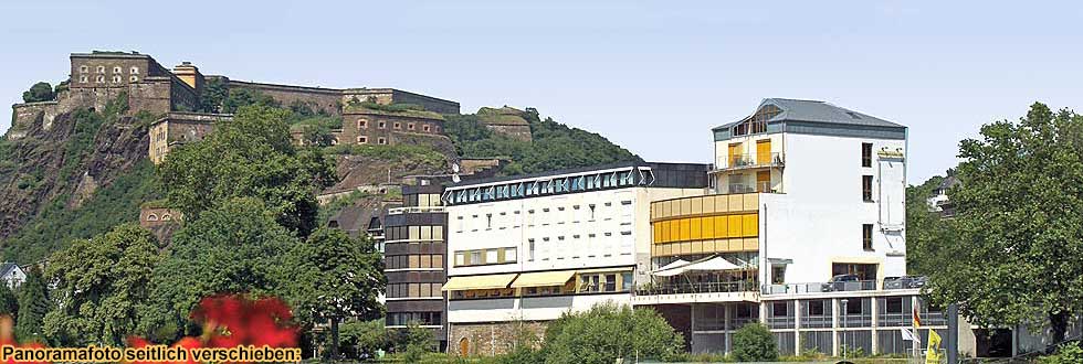 Urlaub im Rheintal. Kurzurlaub in Koblenz am Rhein unterhalb der Festung Ehrenbreitstein.