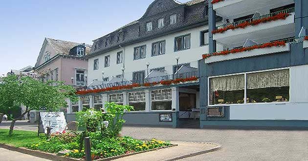 Urlaub am Mittelrhein, Kurzurlaub direkt am Rheinufer in Boppard am Rhein im Tal der Loreley